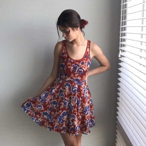 Skater Style Dress - Picture 2 of 3